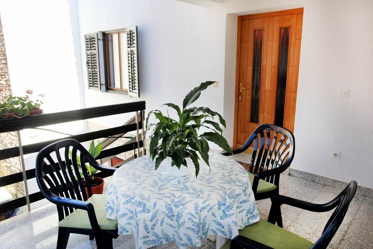 Apartments Patricia บานโจเล ภายนอก รูปภาพ